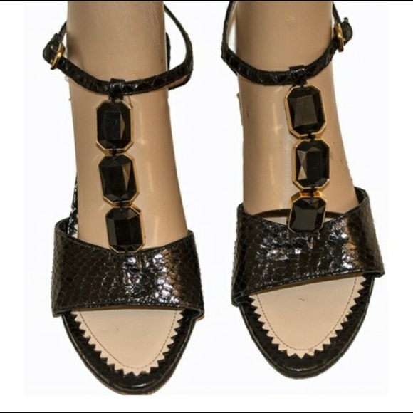 NEW Prada Black Jewel Heels Snakeskin Size 37 US 6.5 or 7 - Picture 4 of 8